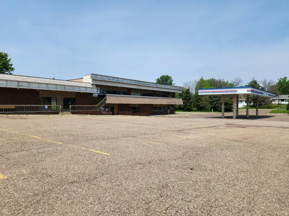 2137 Division St N, Saint Paul, MN 55109
