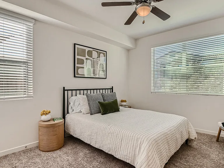 4645 Mitchell Ave — Photo 10
