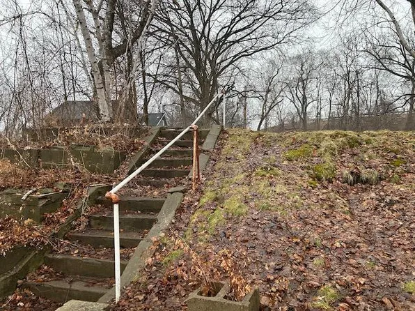 474 Curtice St E, Saint Paul, MN 55107