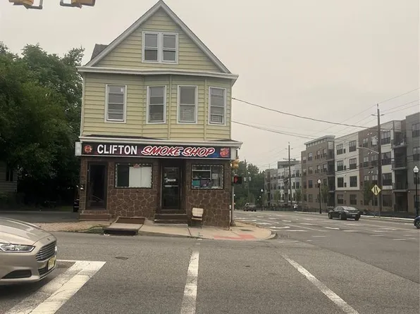 673 Clifton Ave, Clifton, NJ 07011
