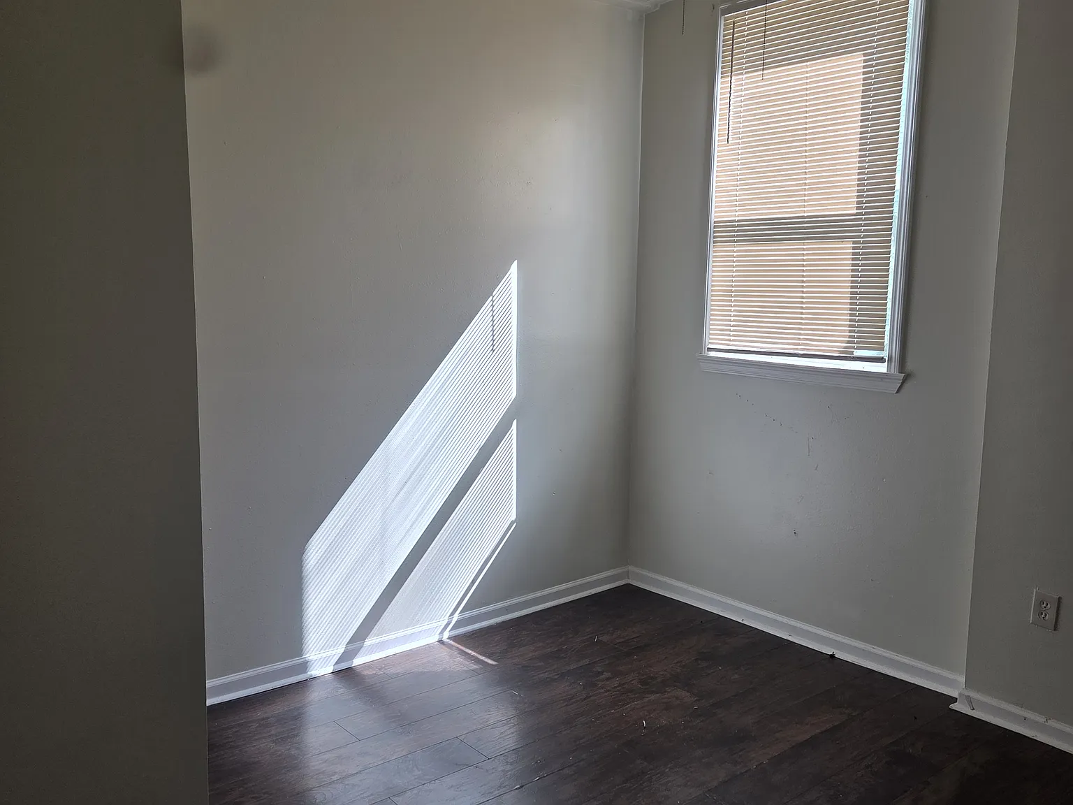 1233 N. Arline Avenue, Gramercy — Photo 4