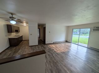 171 S Royal Ave APT 12, Fond Du Lac, WI 54935