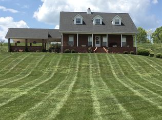 704 Walker Rd, Beechgrove, TN 37018