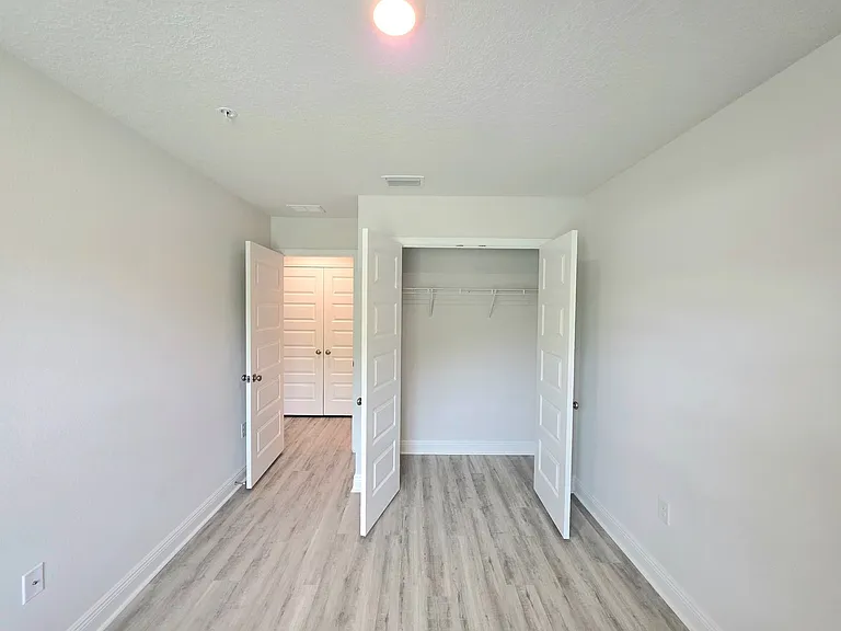 8742 Meadow Flower Ln — Photo 12
