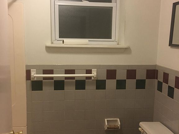 Bathroom (In the process of being updated with new toilet se