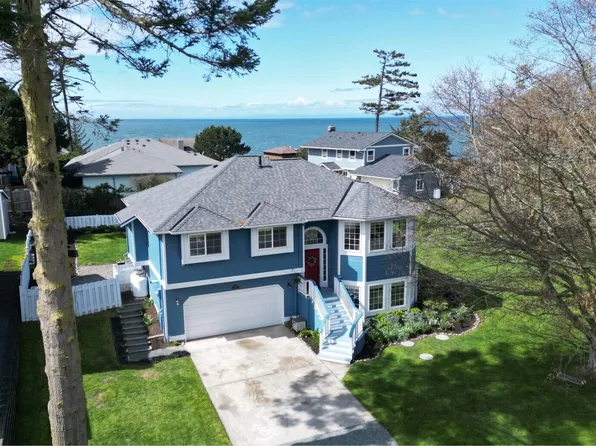 561 Fort Ebey Road, Coupeville, WA 98239