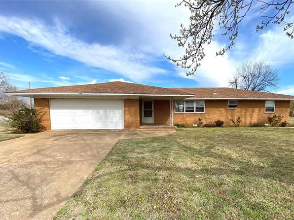 732 N Arapaho Ave, Hydro, OK 73048