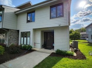 170 Cherokee Rd, Lafayette, NJ 07848