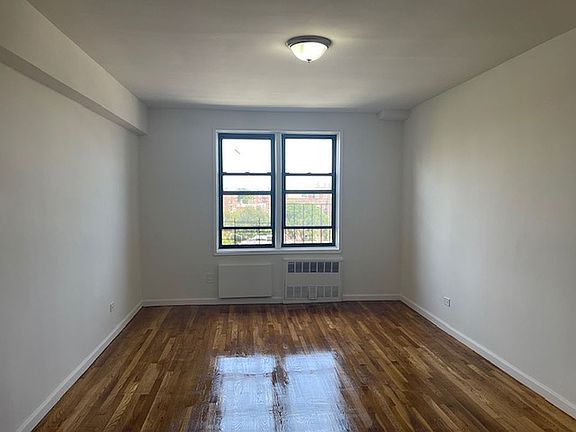 4th image of 10230 Queens Blvd APT 5E