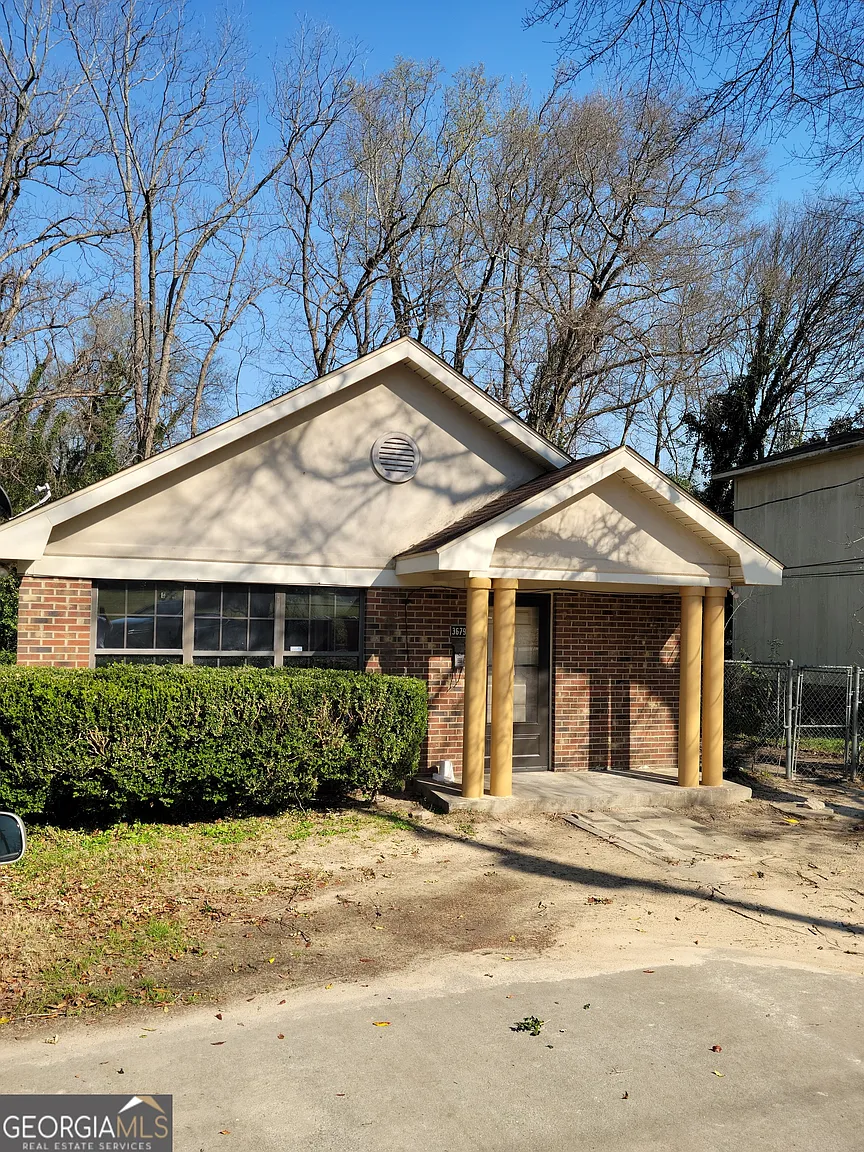 3679 W Napier Ave photo 1