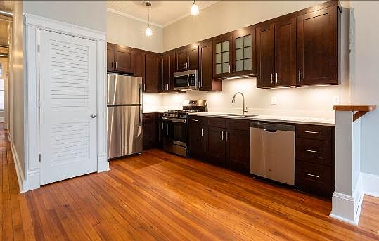 1st image of 205 E Jefferson St #4B