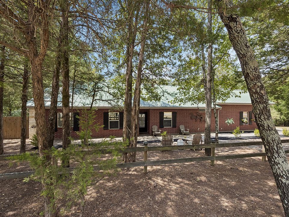 1st image of 2904 Hideaway Ln