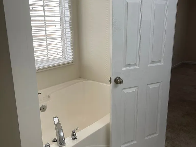162 Alton Cir — Photo 12