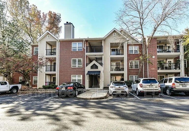 3312 Wyndham Cir #208 — Photo 21