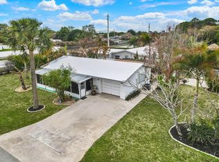 1180 NE Crescent St, Jensen Beach, FL 34957