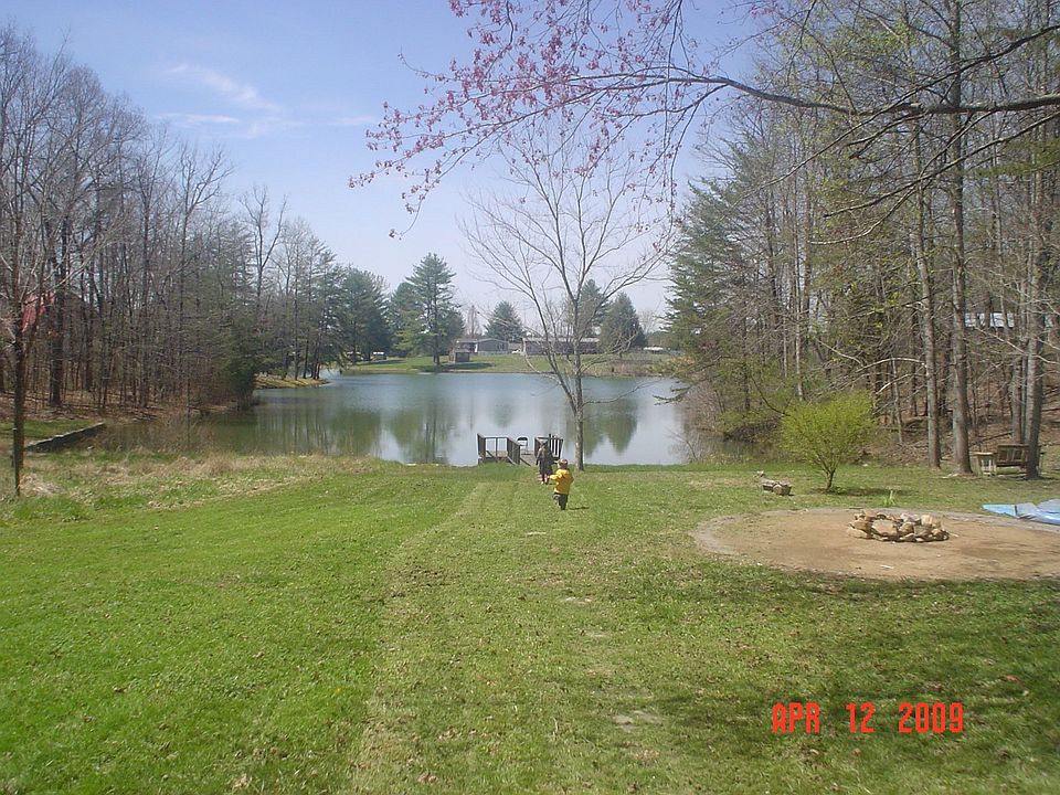 back yard/lake/dock/fire pit