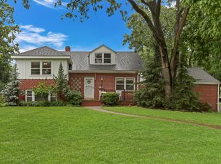 201 Junior Ave, Grayslake, IL 60030