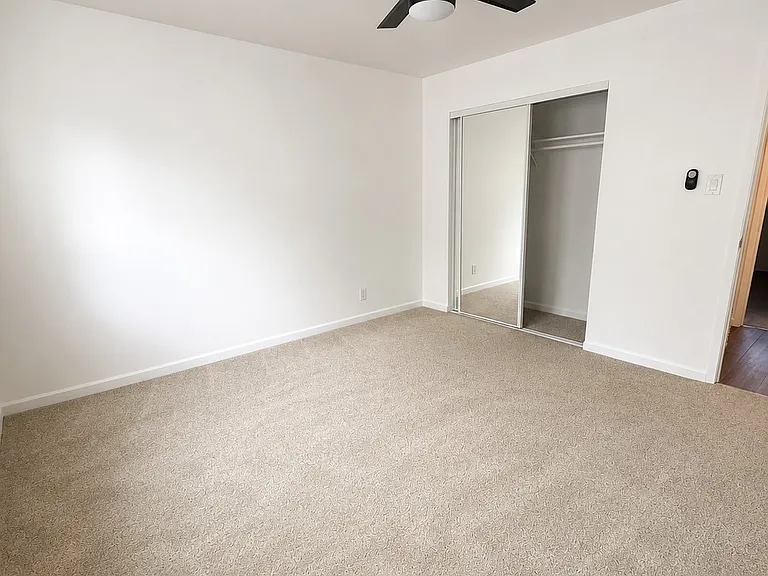 Wellsbury Apartment Homes — Photo 33