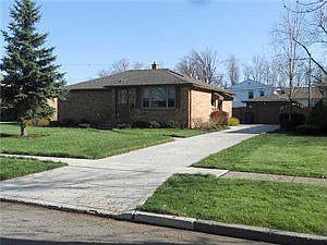 2nd image of 37 Park Forest Dr
