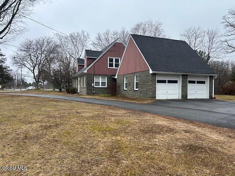 4th image of 118 Putnam Road