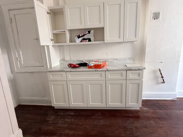 27 Coyle Pl #4