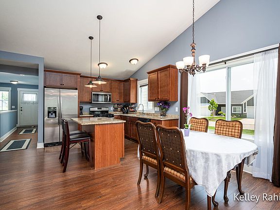 5th image of 5298 Swanwood St SE