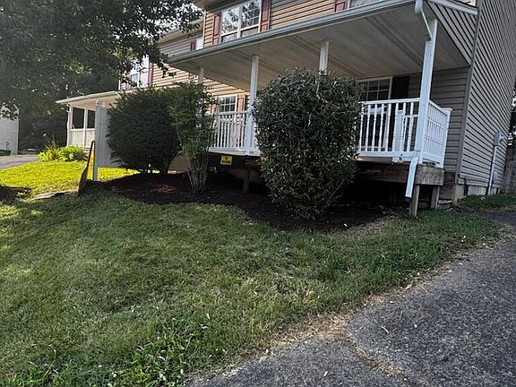 4th image of 1400 Rigby St NE