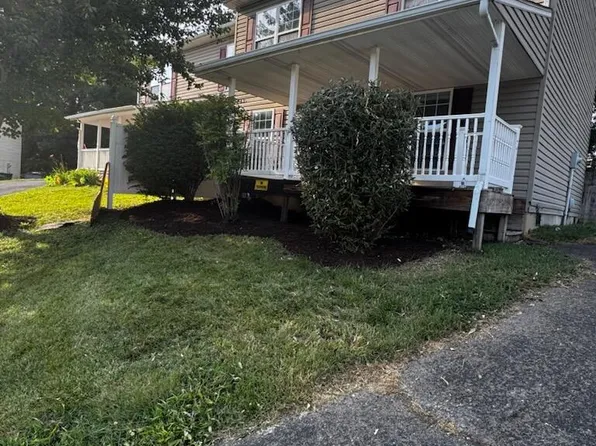 1400 Rigby St NE, Christiansburg, VA 24073