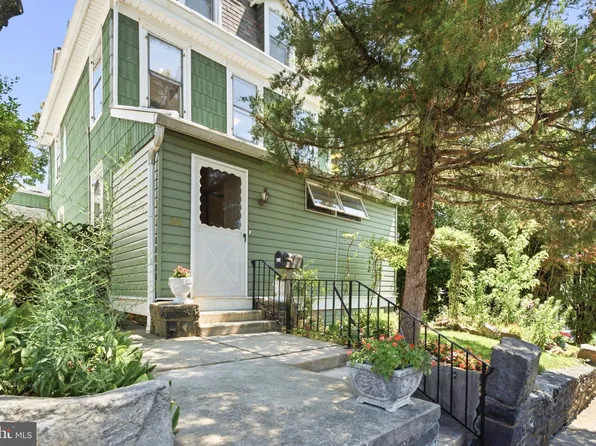 301 Parsons Ave, Bala Cynwyd, PA 19004
