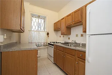 Sold by Space Marketing Shop