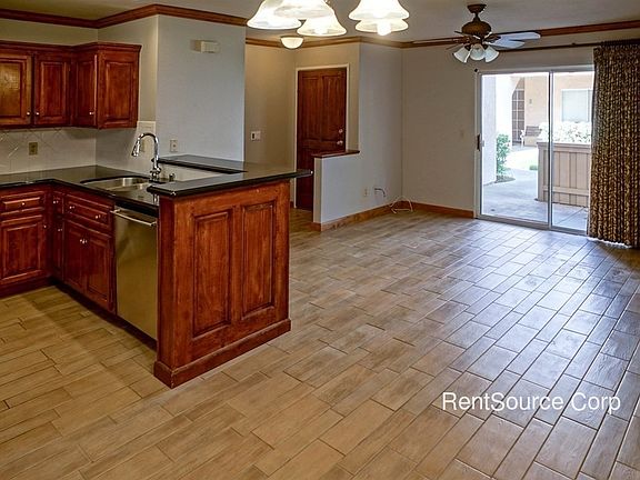 3rd image of 24465 Valle Del Oro Unit 102
