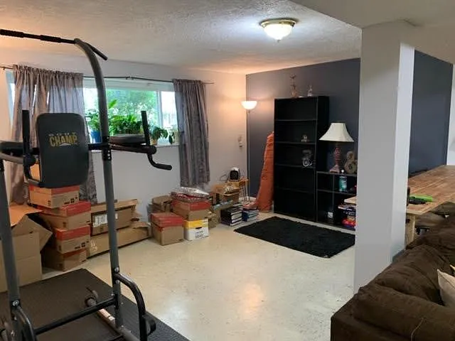 9309 Somerset Dr — Photo 25