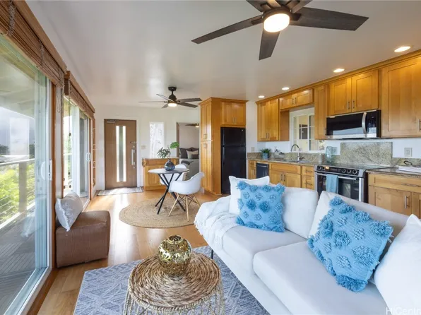 533 Ilimano St #B, Kailua, HI 96734