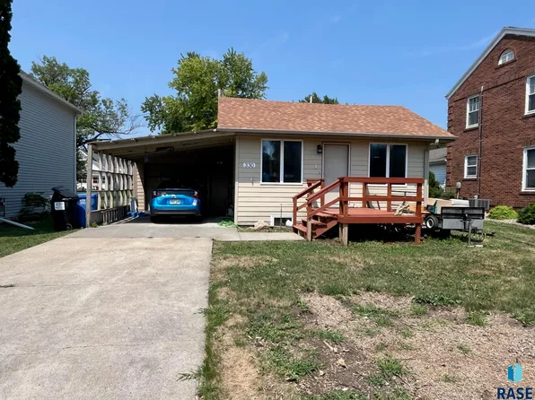 E Essex Ave, Salem, SD 57058