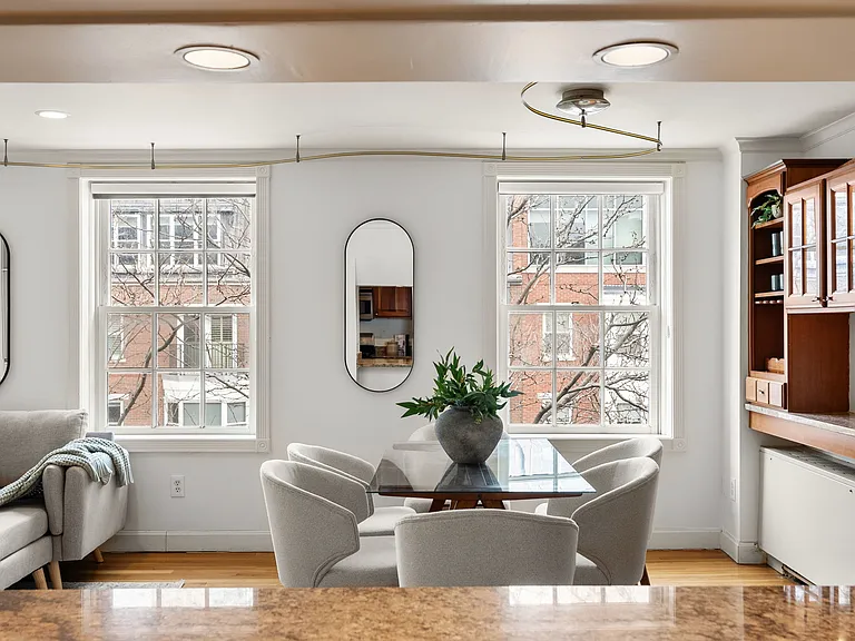 17 Bowdoin St #4AB — Photo 9