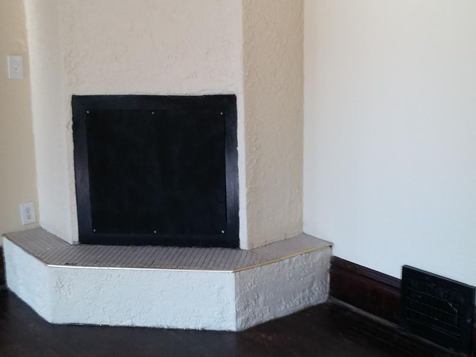 1st image of 1533 S 5th St