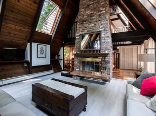 4402 Keith Rd, West Vancouver, BC V7W 2M2