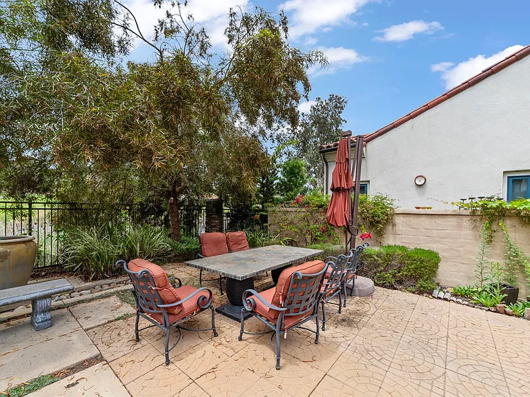 8183 Lazy River Rd — Photo 37