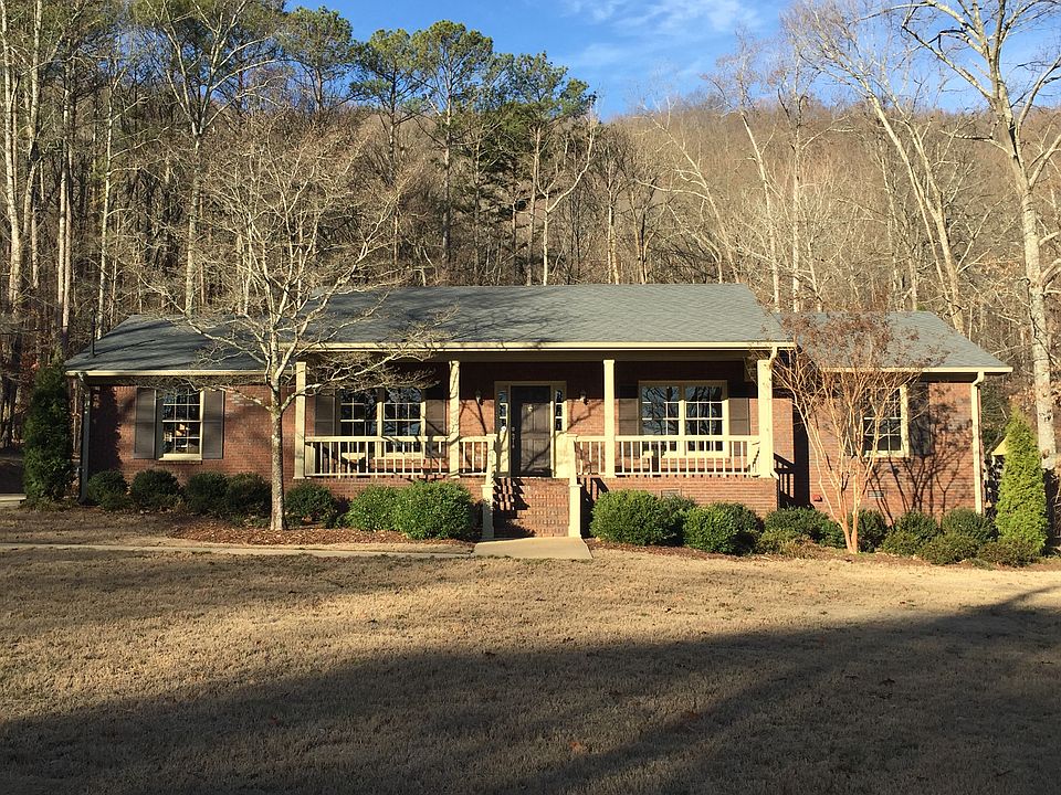 1st image of 142 Catherine Dr SE