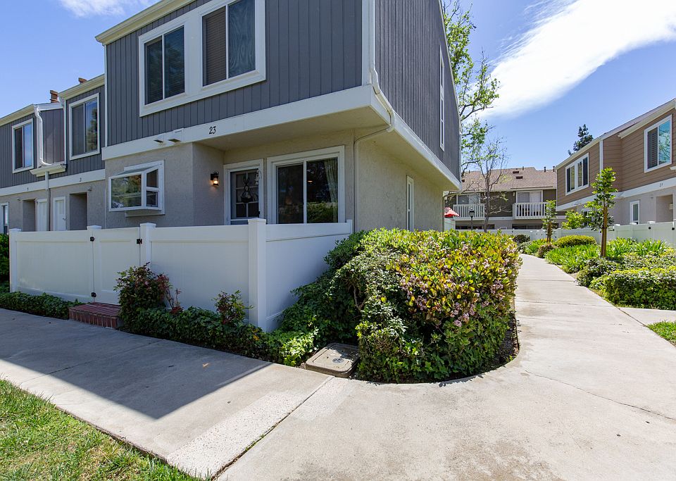1st image of 23 Abbeywood Ln