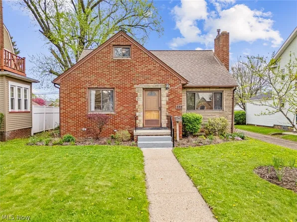 222 Montrose Ave NW, Canton, OH 44708