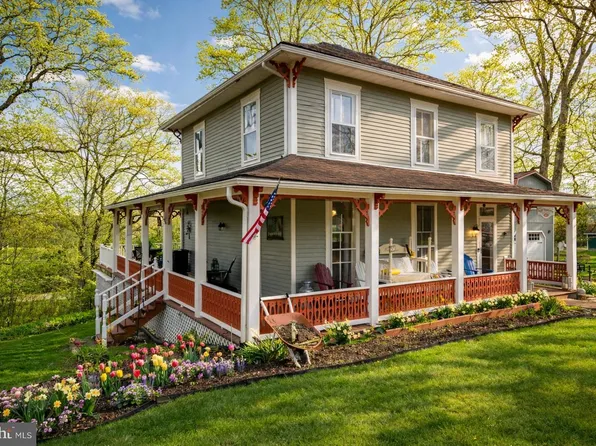 215 H St, Oakland, MD 21550