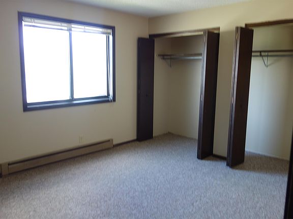 4th image of 520 Bellarmine Dr E APT 11