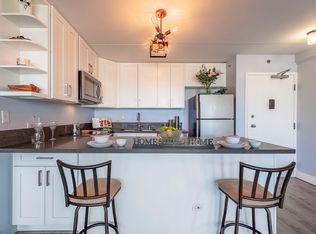 2522 Date St APT 602, Honolulu, HI 96826