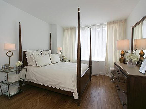 4th image of 160 W 62nd St APT 6G