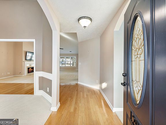 2nd image of 1256 Oakmont Ridge Dr