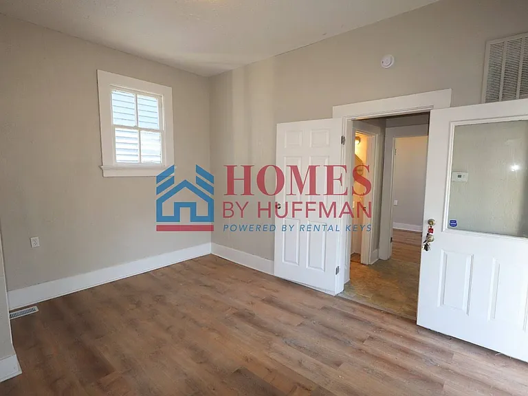 1315 N 3rd Ave — Photo 4