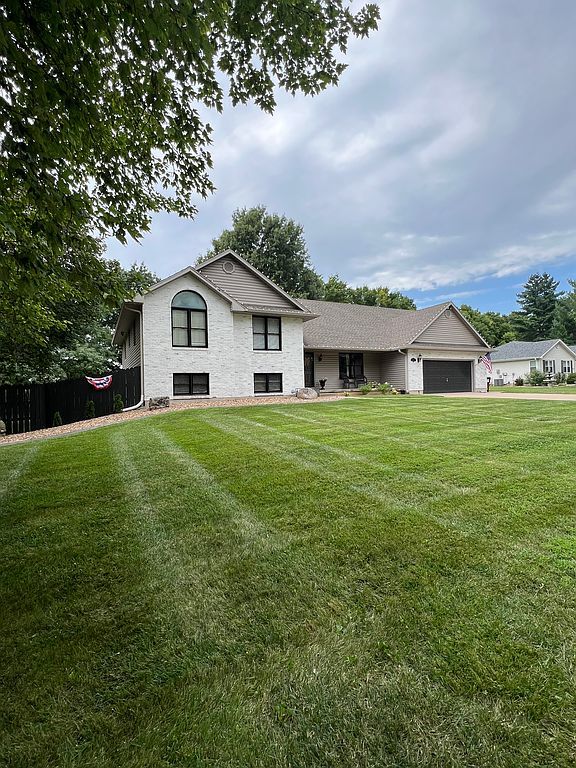 1553 N Hedge Apple Dr - Property Image