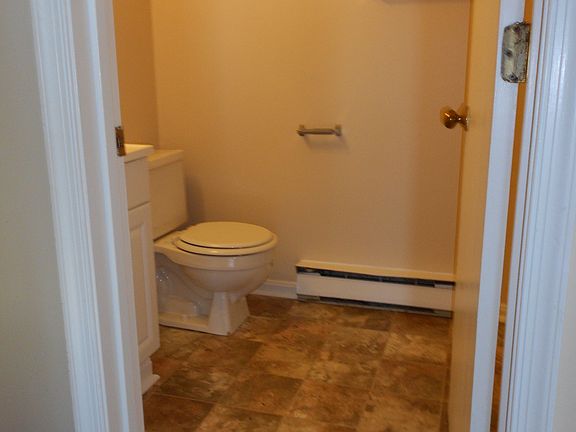 5th image of 124 Nottoway Dr