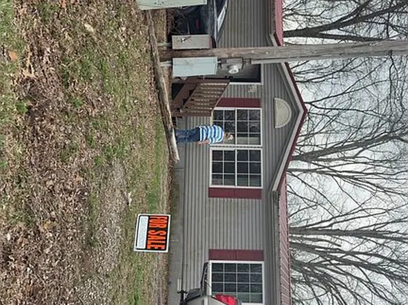 5697 Hickory Ridge Rd, Pomona, IL 62975